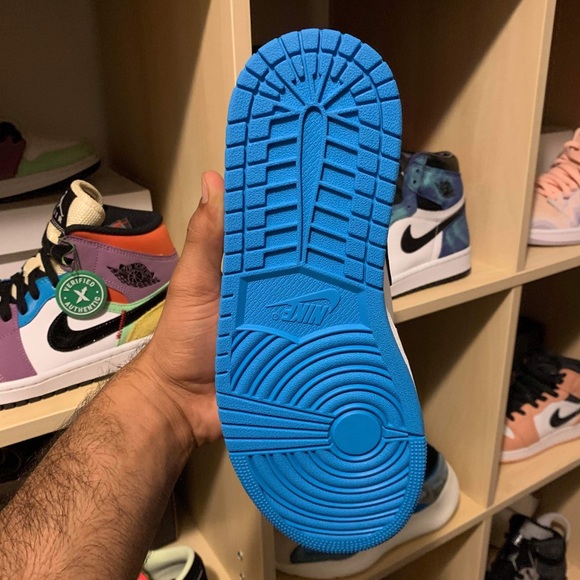 SOLD-Air Jordan 1 Mid Laser Blue - Picture 4 of 4